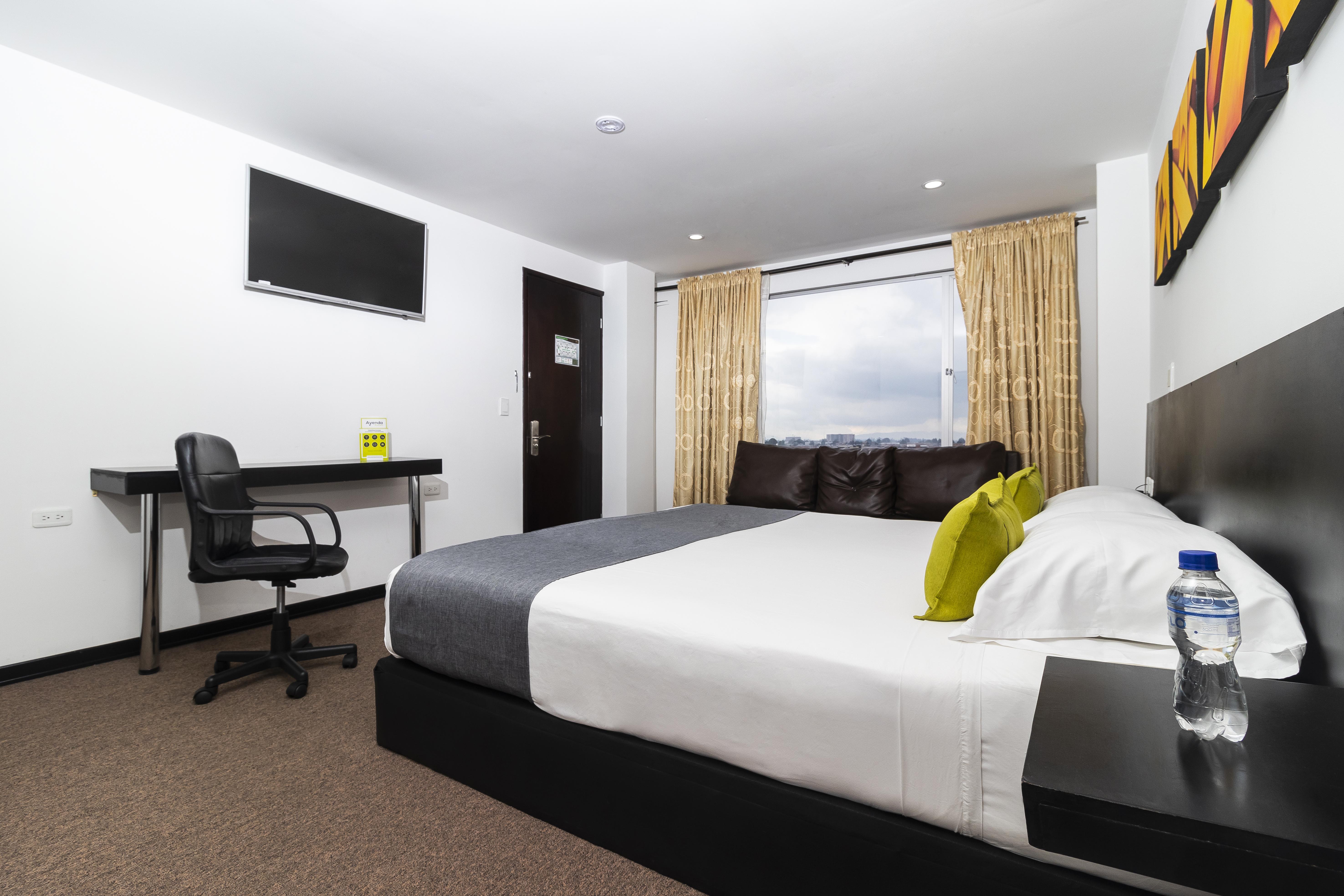 Ayenda 1063 Golden Hotel Bogota Bagian luar foto