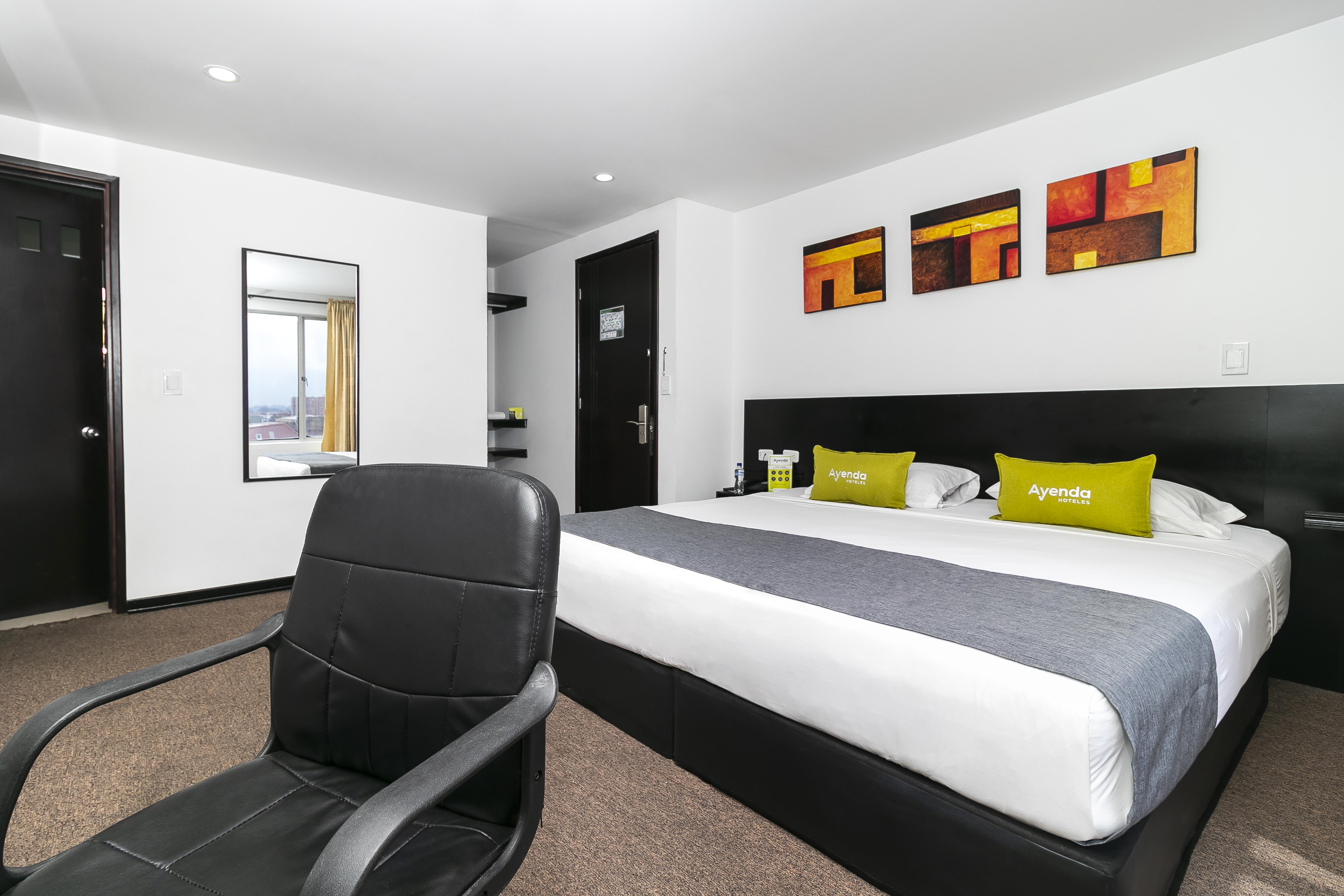 Ayenda 1063 Golden Hotel Bogota Bagian luar foto