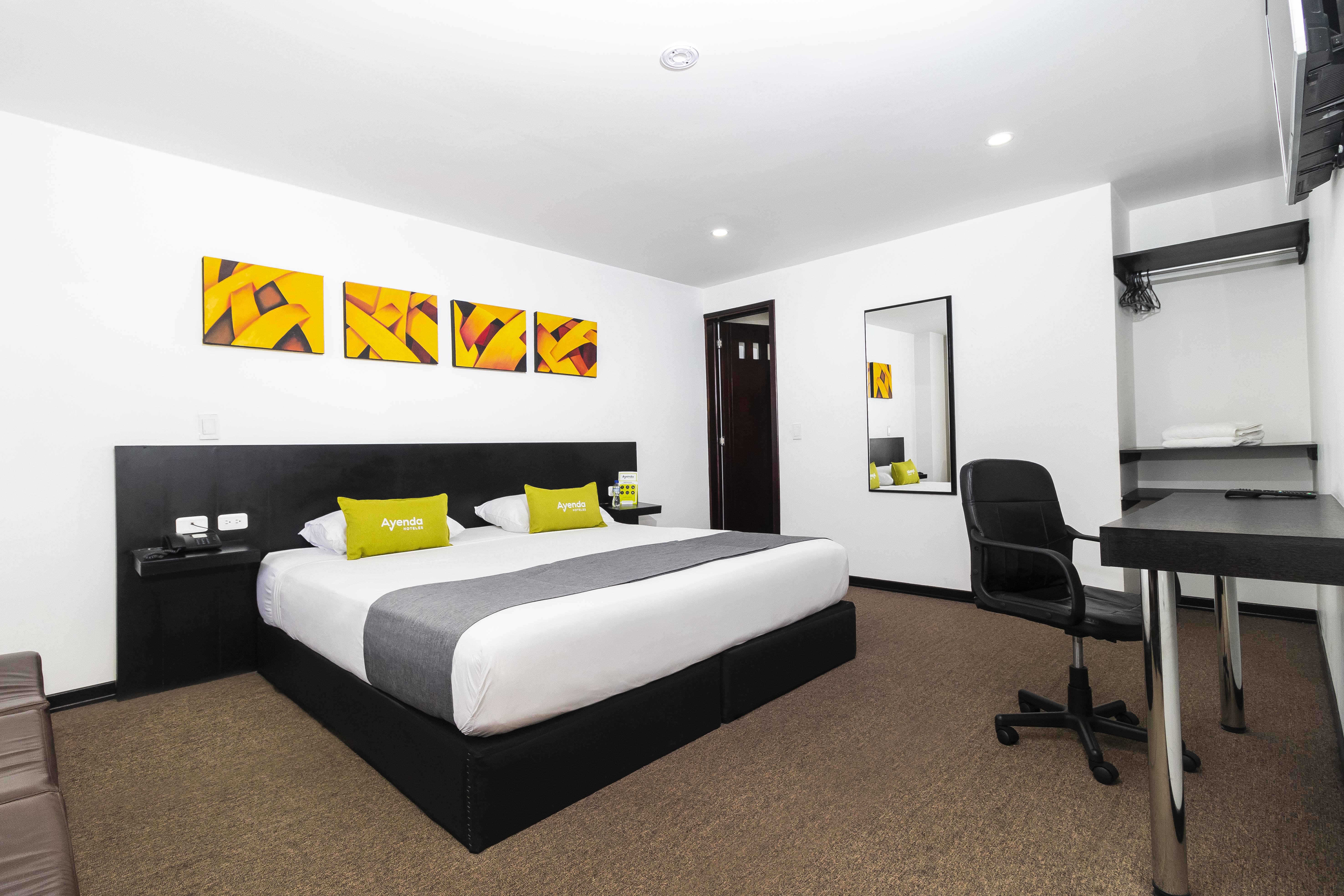 Ayenda 1063 Golden Hotel Bogota Bagian luar foto