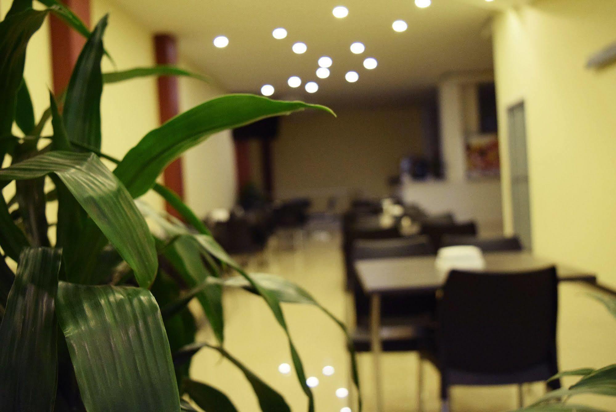 Ayenda 1063 Golden Hotel Bogota Bagian luar foto